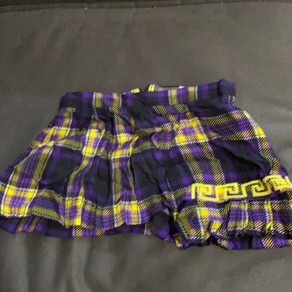 Girls Young Versace pleated skirt, long sleeve shirt and stalkings